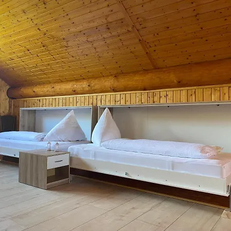 Traumhaftes Blockhaus Am Rhein カンプ・ボルンホーフェン