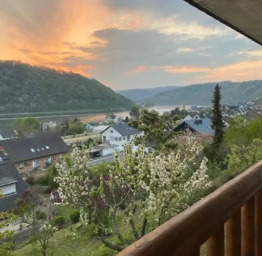 Traumhaftes Blockhaus Am Rhein