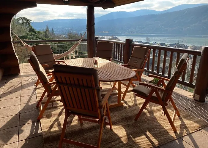 Дом отдыха Traumhaftes Blockhaus Am Rhein *